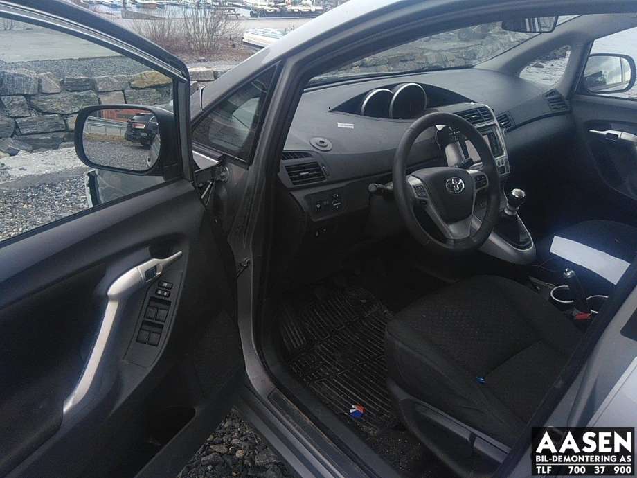 Toyota Verso 2009-2016 (Type III) , Motorkode: 1AD-FTV, Girkassekode: 