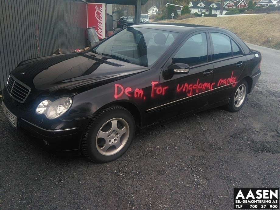 Mercedes C-Klasse 2000-2004 (Fase 1) (W203) (W203), Motorkode: 271 946, Girkassekode: 