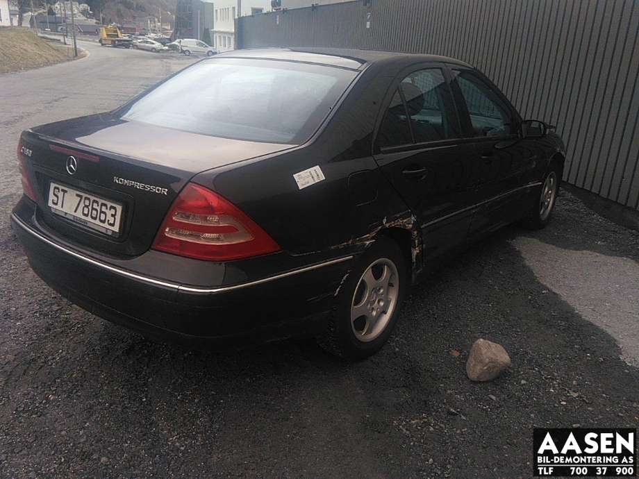 Mercedes C-Klasse 2000-2004 (Fase 1) (W203) (W203), Motorkode: 271 946, Girkassekode: 