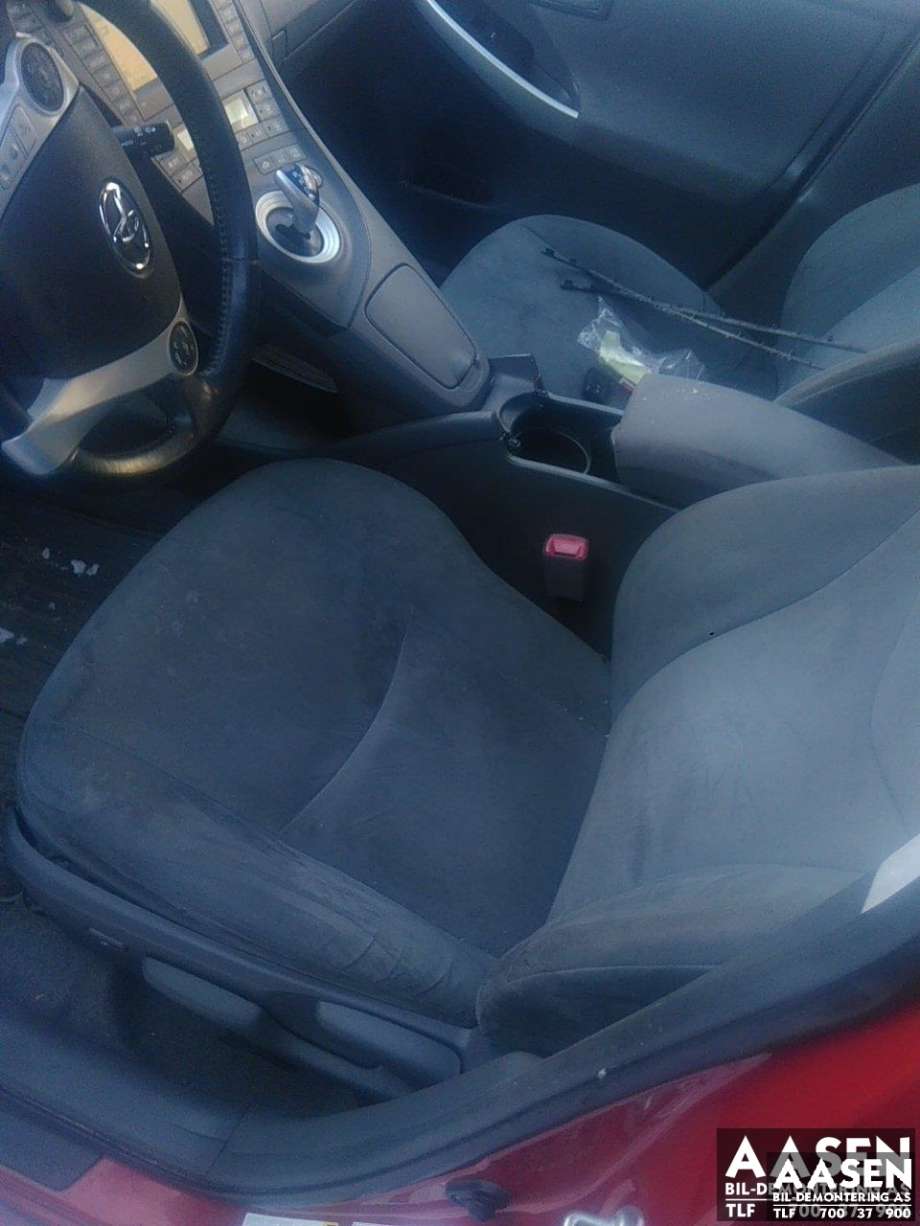 Toyota Prius 2009-2016 (Type III) (COMBI) (COMBI), Motorkode: 2ZR-FXE, Girkassekode: 