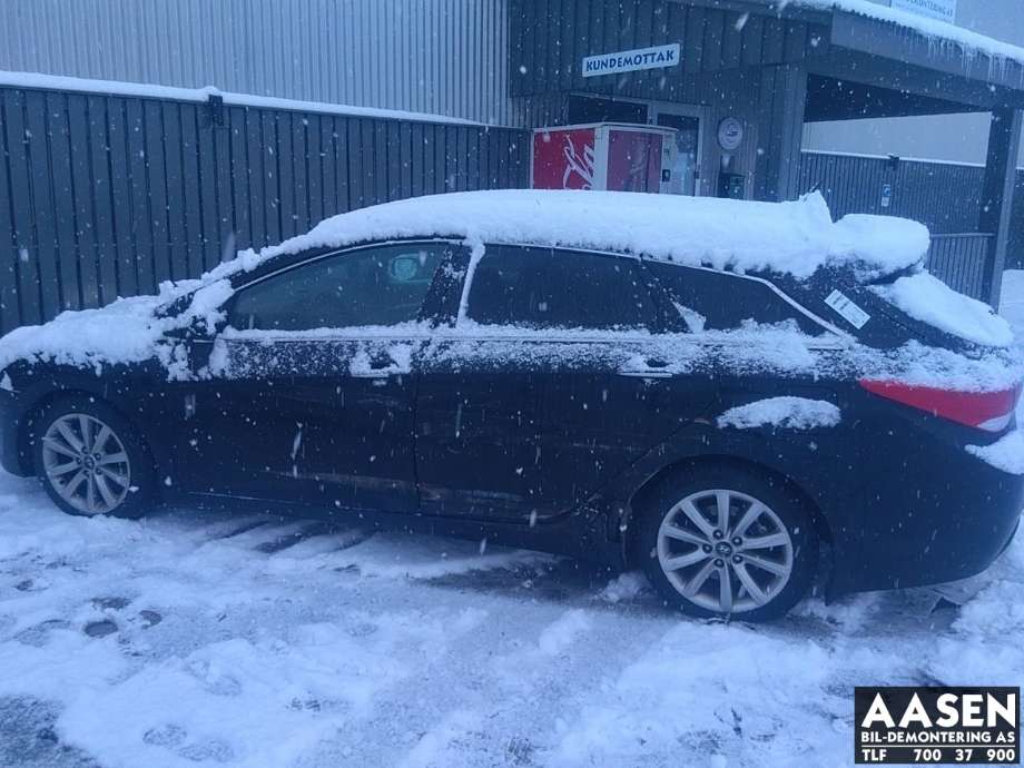 Hyundai i40 2012-2017 , Motorkode: D4FD, Girkassekode: TN02
