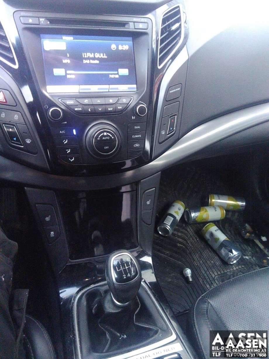 Hyundai i40 2012-2017 , Motorkode: D4FD, Girkassekode: TN02