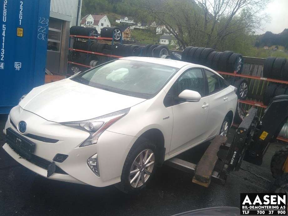 Toyota Prius 2016-2023 (Type IV) (combi) (combi), Motorkode: 2ZR-FXE, Girkassekode: 
