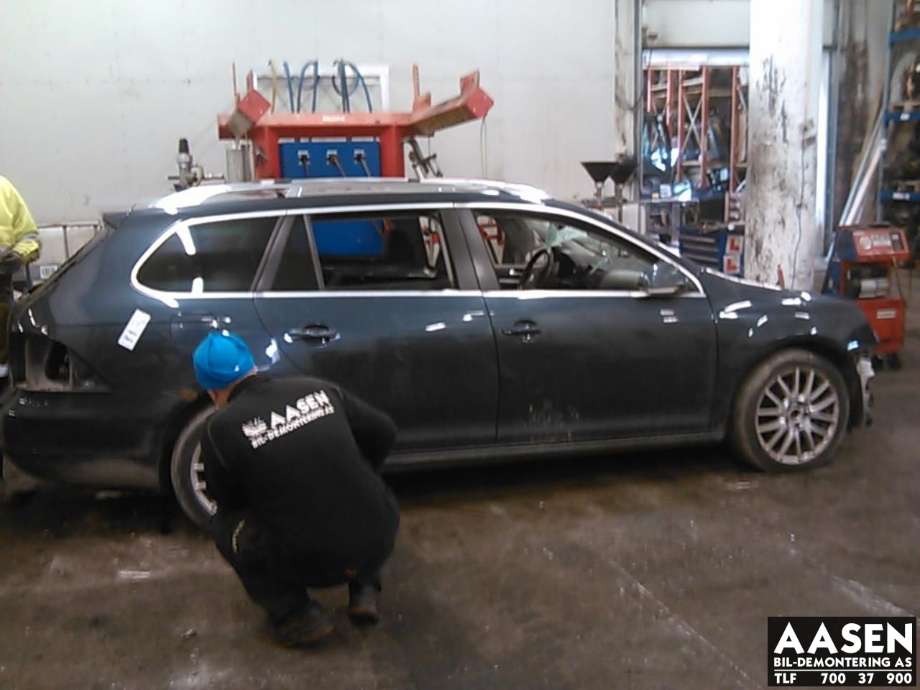 VW Golf V, STV 2007-2010 (JETTA) (JETTA), Motorkode: CBDB, Girkassekode: KNS