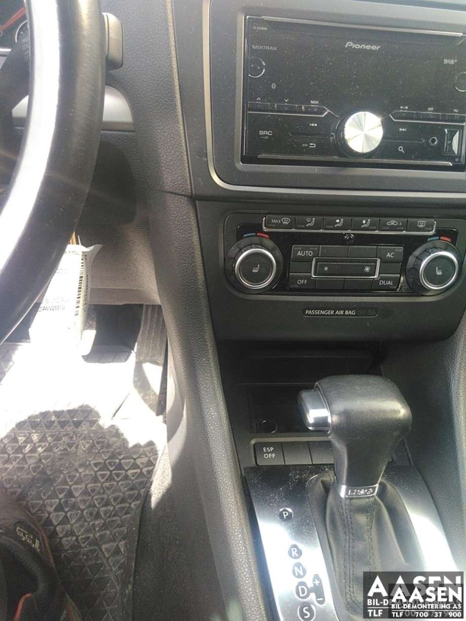 VW Golf VI 2008-2012 , Motorkode: CAXA, Girkassekode: MGK  0AM 300 048 L