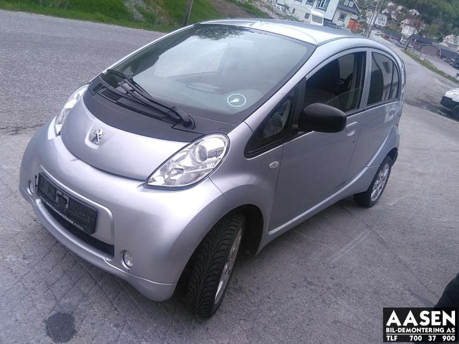 Peugeot iOn 2011-2020 , Motorkode: Y4F1, Girkassekode: 