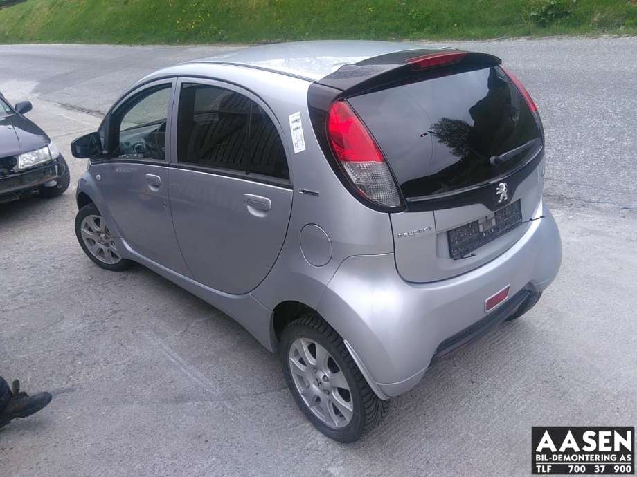 Peugeot iOn 2011-2020 , Motorkode: Y4F1, Girkassekode: 