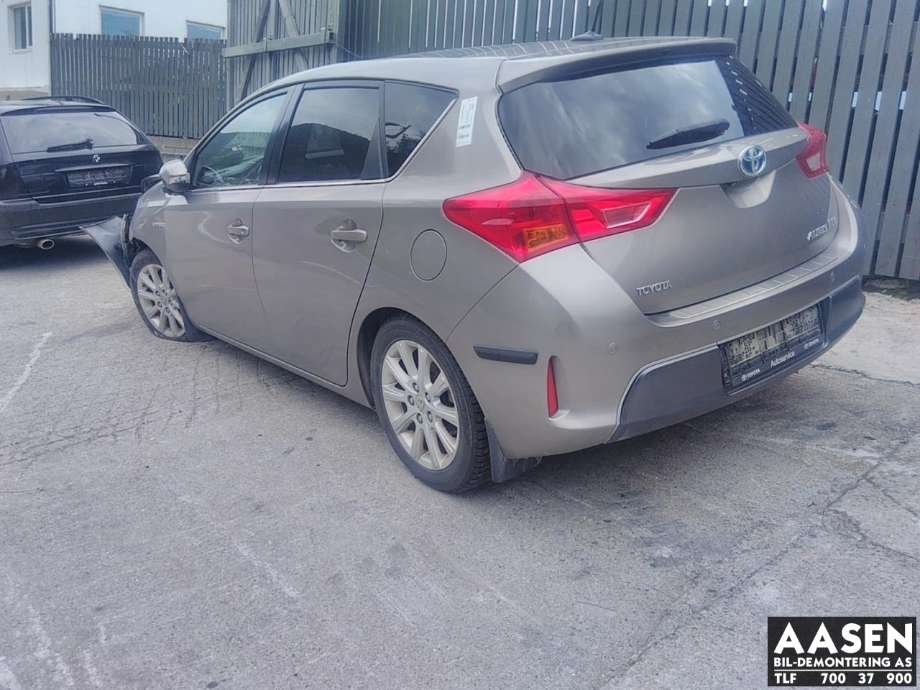 Toyota Auris 2013-2015 (Type II, Fase 1) , Motorkode: 2ZR-FXE, Girkassekode: 