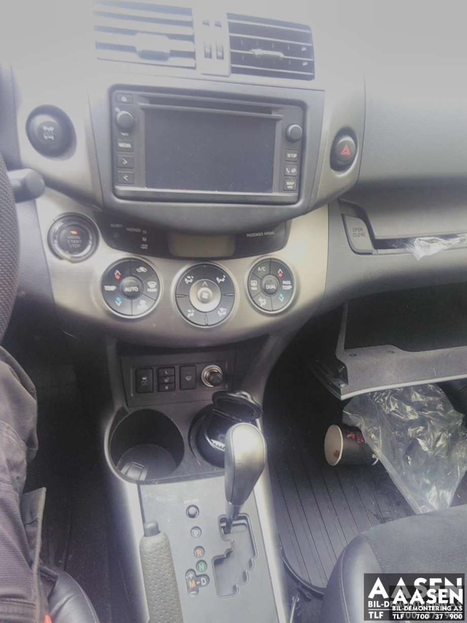 Toyota RAV4 2009-2013 (Type III, Fase 2) , Motorkode: 3ZR-FAE, Girkassekode: 