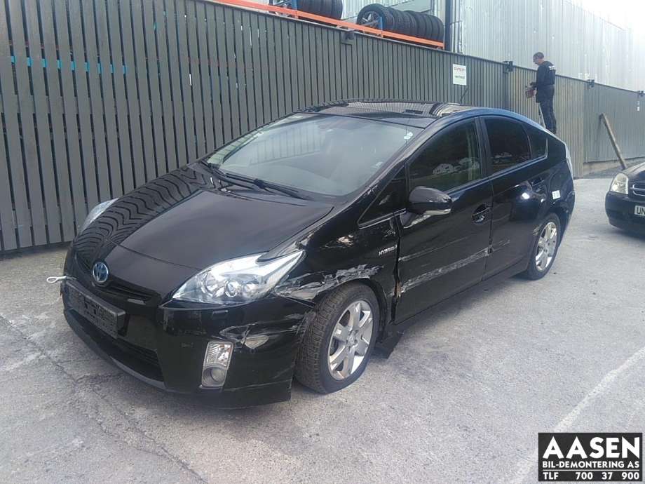 Toyota Prius 2009-2016 (Type III) (COMBI) (COMBI), Motorkode: 2ZR-FXE, Girkassekode: 