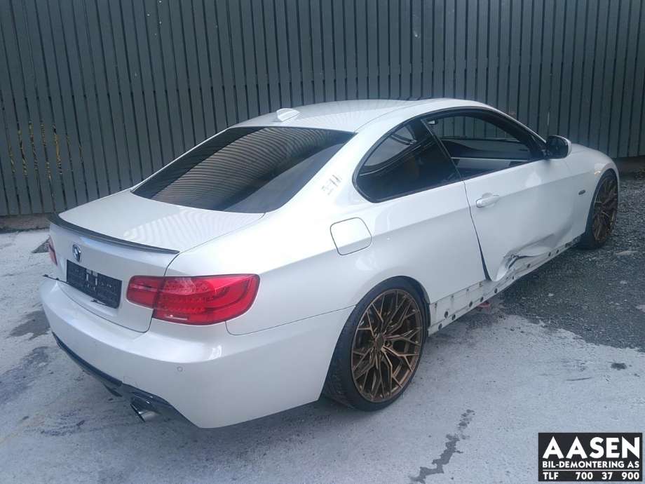 BMW 3-Serie 2005-2011 (E90/E91/E92/E93) (E90/E91/E92/E93), Motorkode: N55B30A, Girkassekode: 