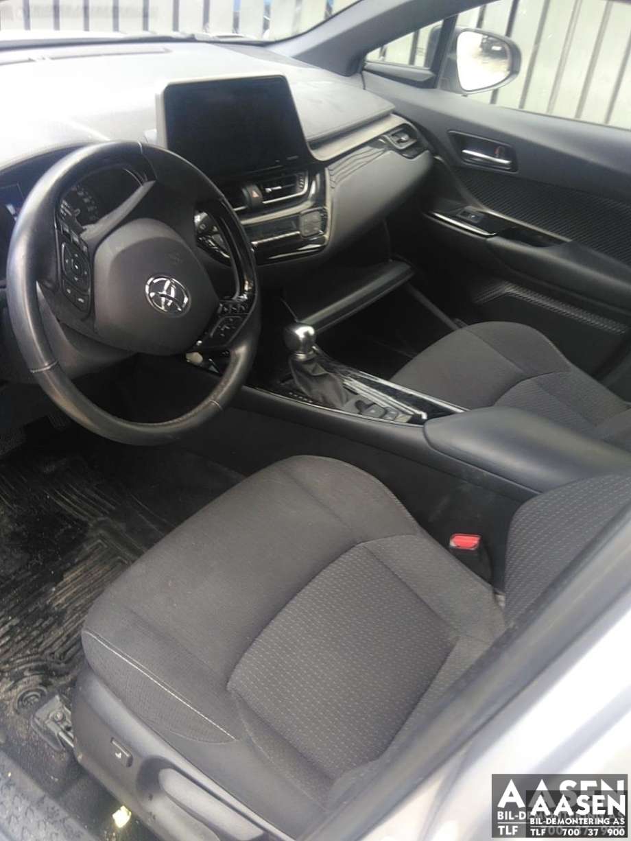 Toyota C-HR 2016-->> , Motorkode: 2ZR-FXE|1NM, Girkassekode: 