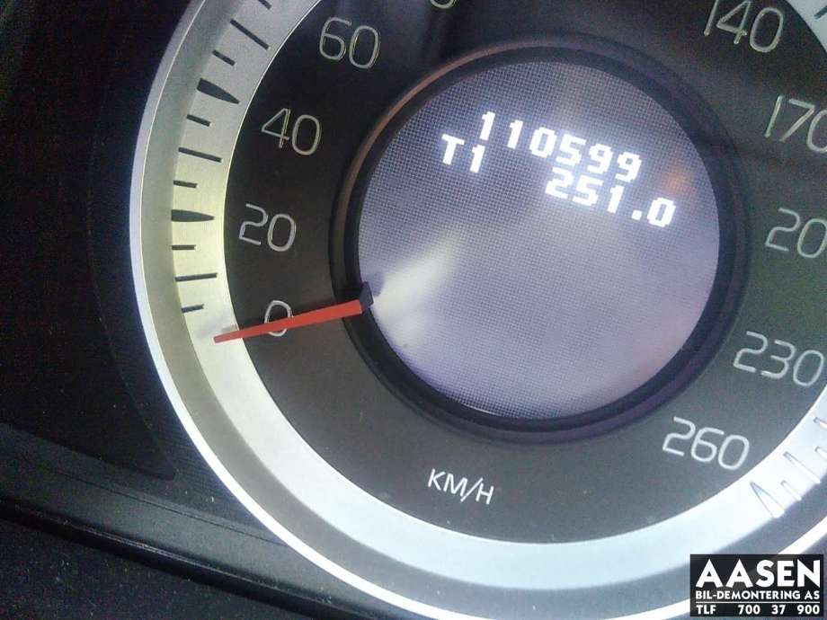 Volvo V60 2010-2013 (Type I, Fase 1) , Motorkode: D5244T17, Girkassekode: 1283144
