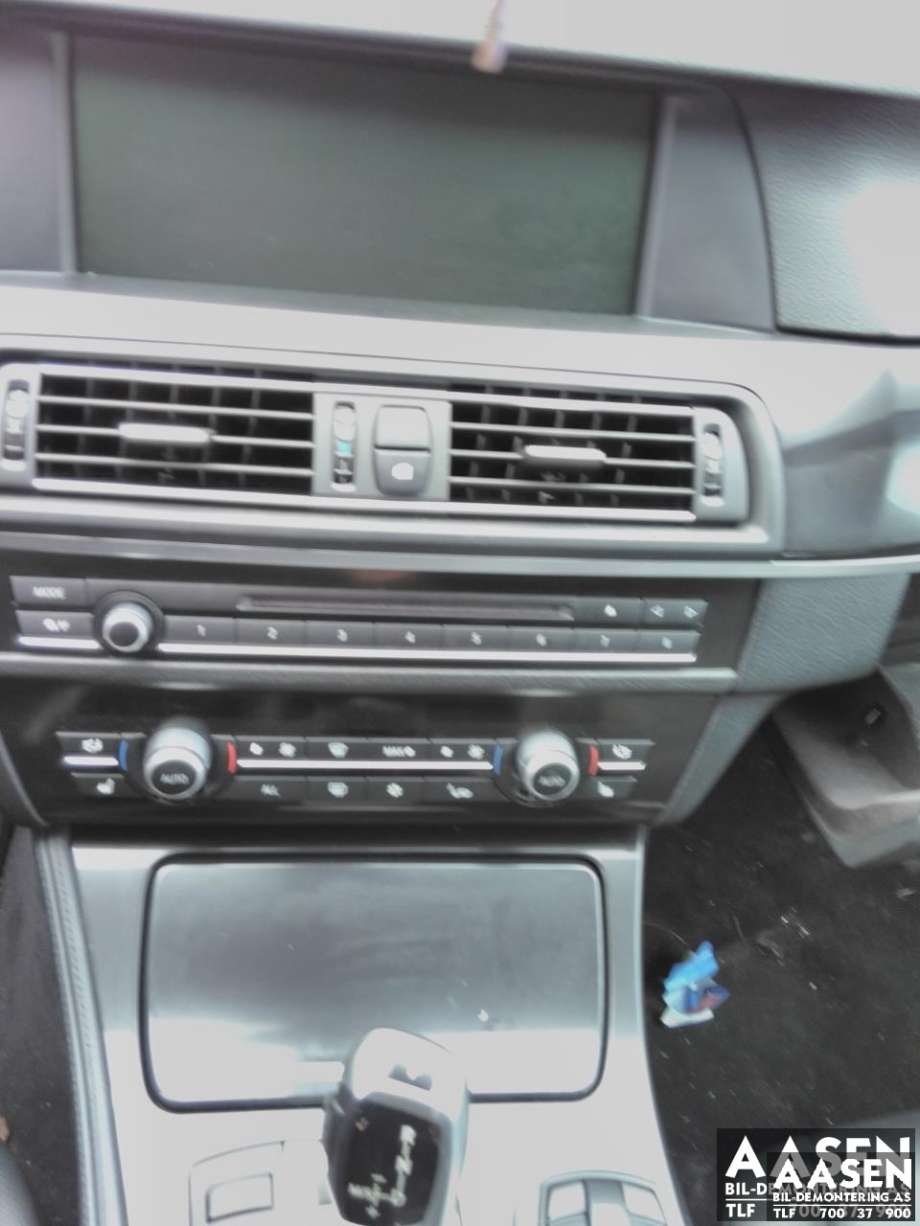BMW 5-Serie 2010-2017 (F10/F11) (F10/F11), Motorkode: 11 00 2 184 389, Girkassekode: 