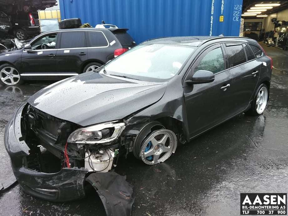 Volvo V60 2010-2013 (Type I, Fase 1) , Motorkode: D5244T17, Girkassekode: 