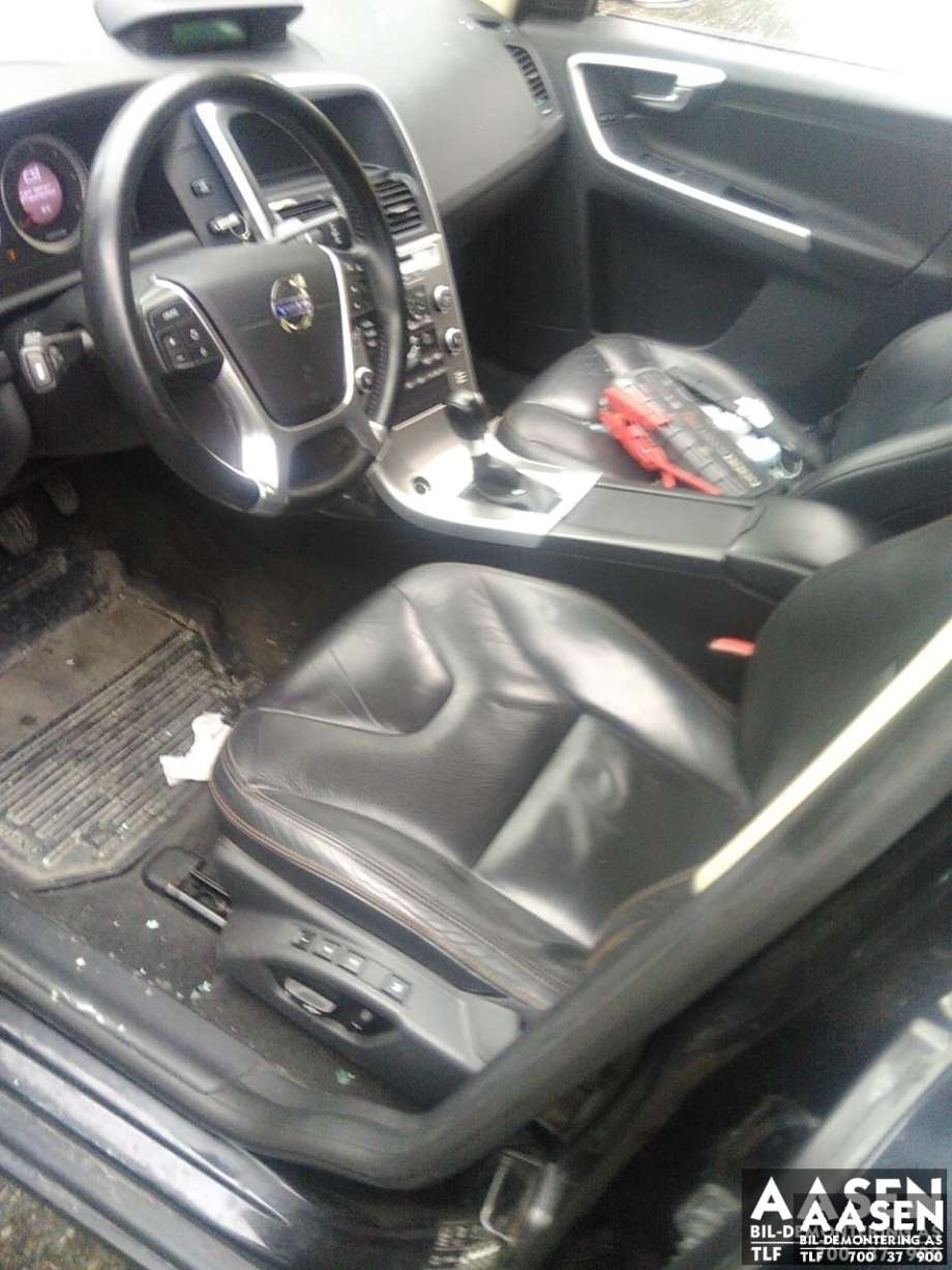 Volvo XC60 2008-2013 (Type I, Fase 1) , Motorkode: D5204T2, Girkassekode: 1285019