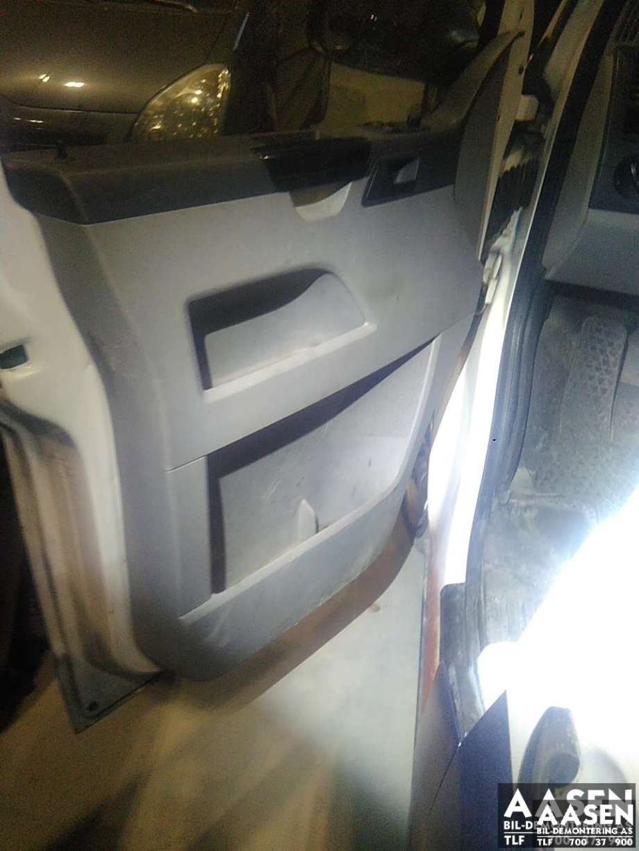 VW Transporter / Caravelle 2009-2015 (Fase 2) (T5) (T5), Motorkode: CAAC, Girkassekode: PAW