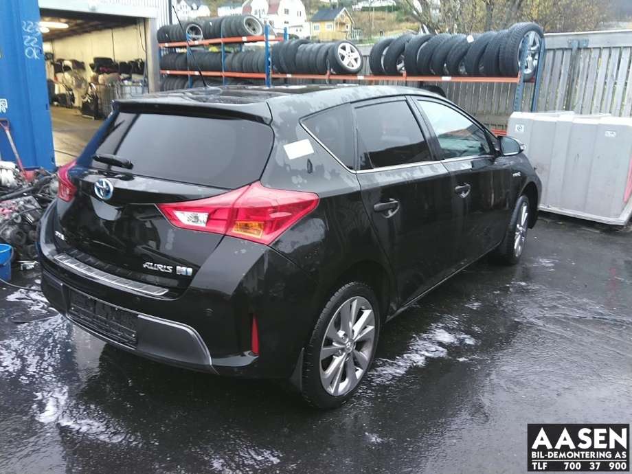 Toyota Auris 2013-2015 (Type II, Fase 1) , Motorkode: 2ZR-FXE, Girkassekode: 