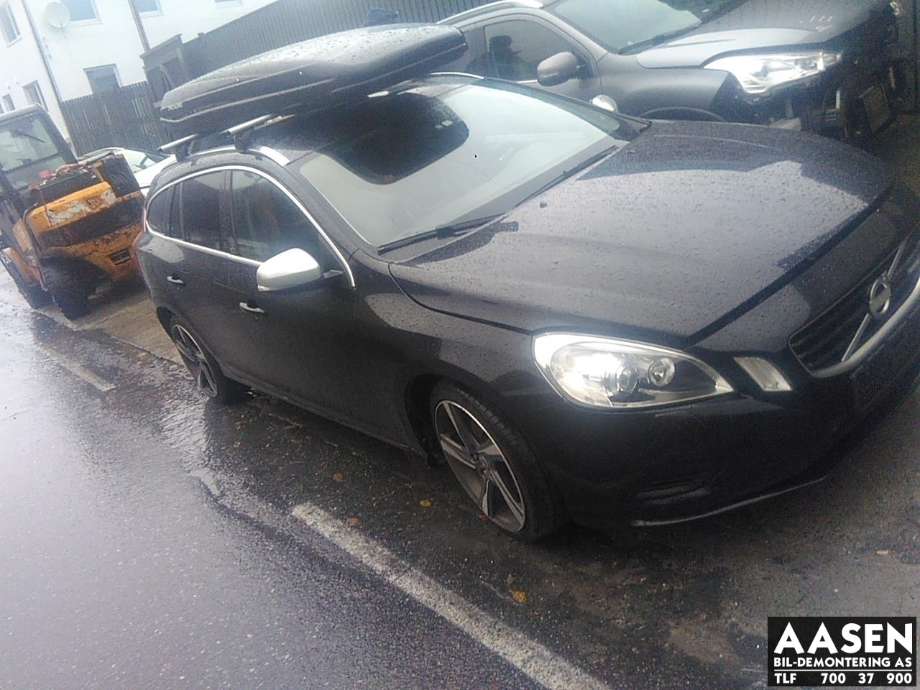 Volvo V60 2010-2013 (Type I, Fase 1) , Motorkode: D4162T, Girkassekode: 1285027