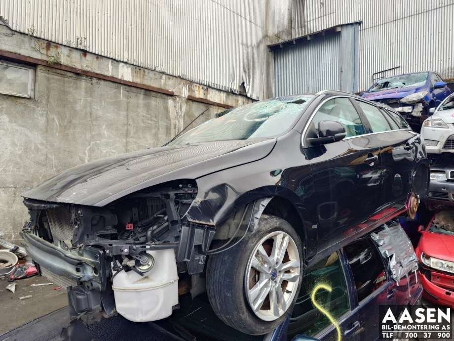 Volvo V60 2010-2013 (Type I, Fase 1) , Motorkode: D4162T, Girkassekode: 1285030