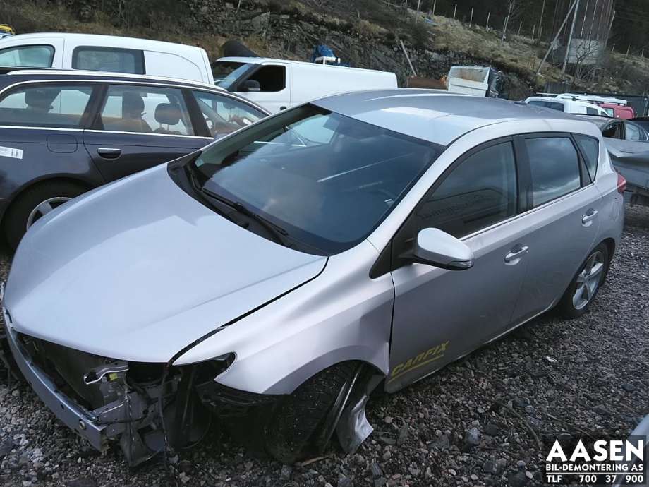 Toyota Auris 2013-2015 (Type II, Fase 1) , Motorkode: 1ND-TV, Girkassekode: 
