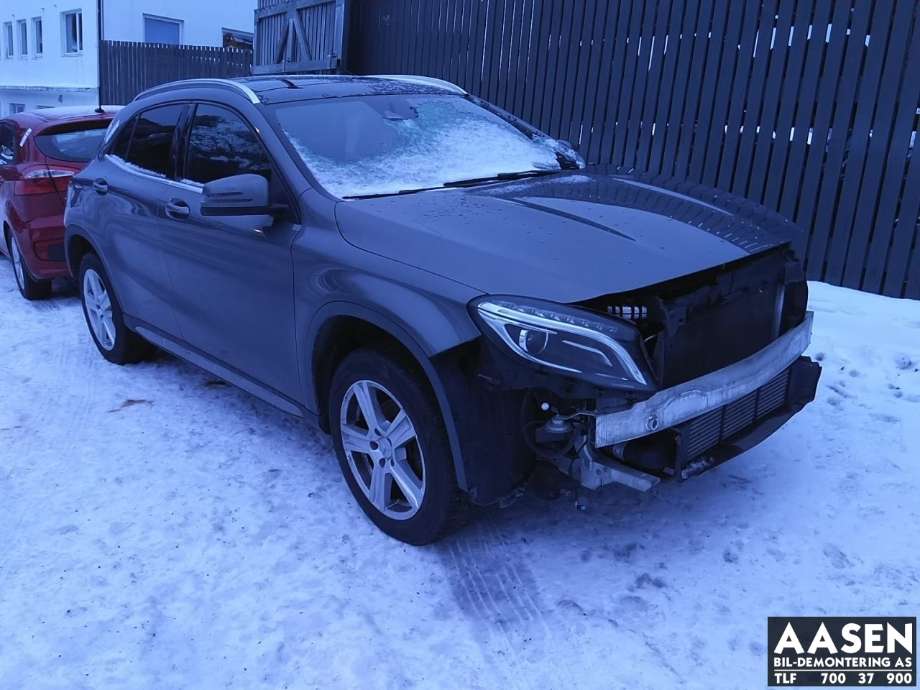 Mercedes GLA 2014-2020 (X156) (X156), Motorkode: 270910, Girkassekode: 