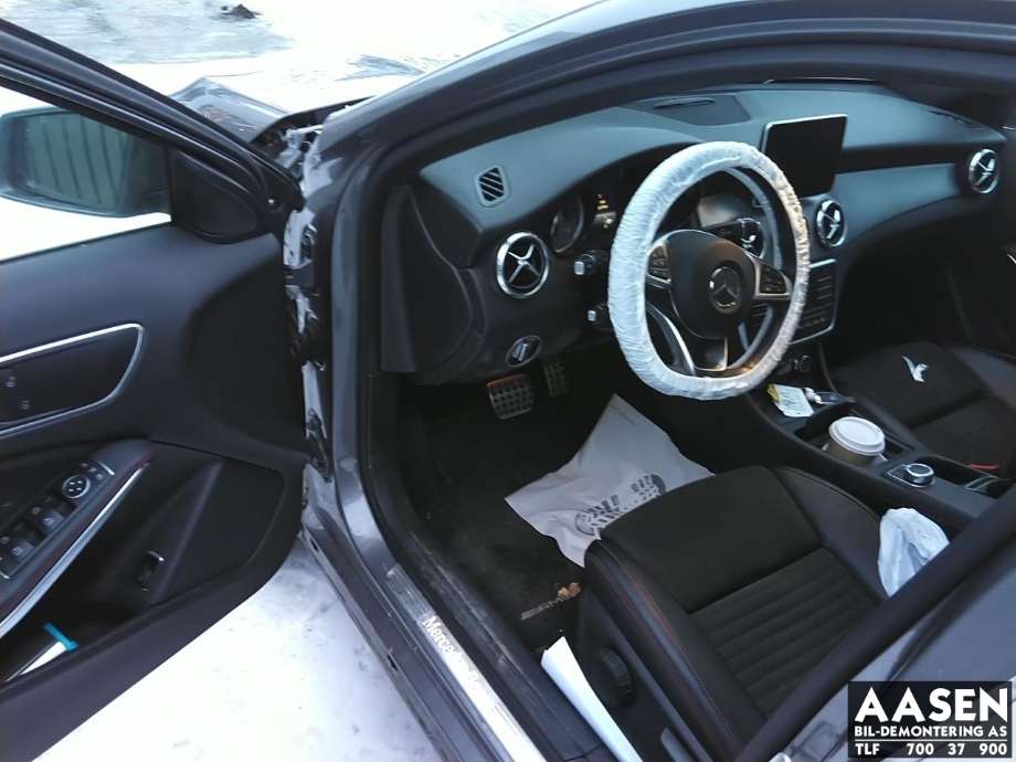 Mercedes GLA 2014-2020 (X156) (X156), Motorkode: 270910, Girkassekode: 