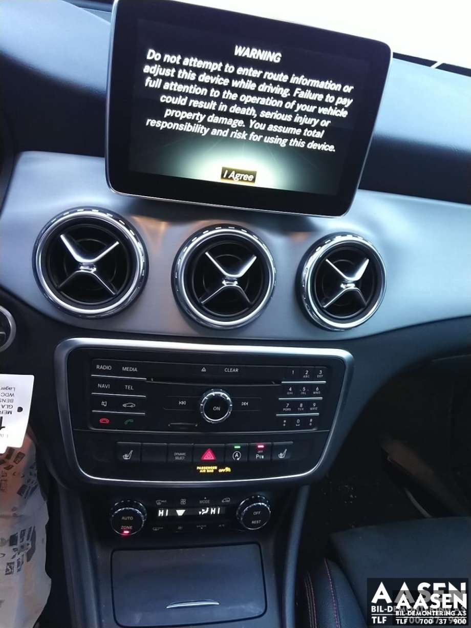 Mercedes GLA 2014-2020 (X156) (X156), Motorkode: 270910, Girkassekode: 