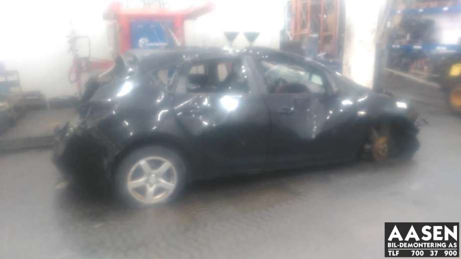 Opel Astra J 2010-2015 , Motorkode: A17DTR, Girkassekode: 