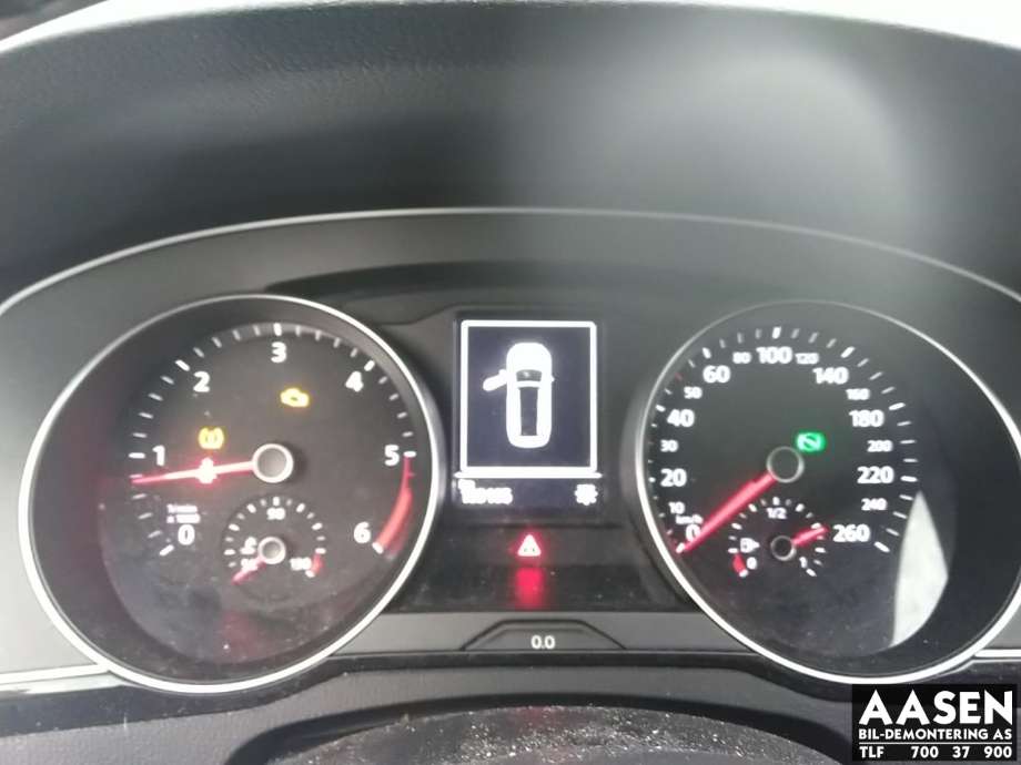 VW Passat 2015-2019 (Fase 1) (B8) (B8), Motorkode: CRLB, Girkassekode: QMM