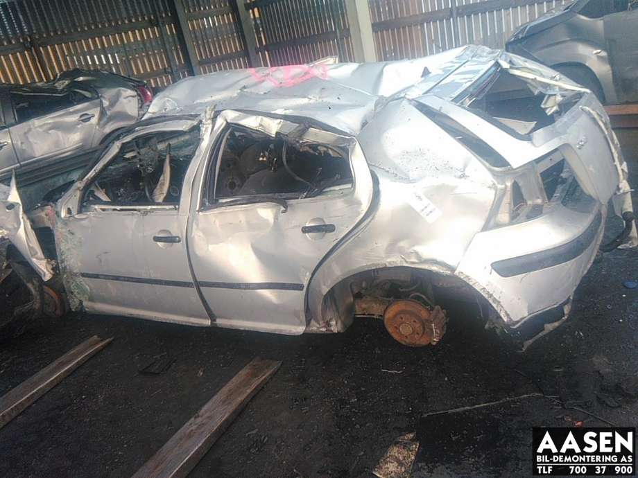 VW Golf IV 1998-2003 , Motorkode: AKL, Girkassekode: 