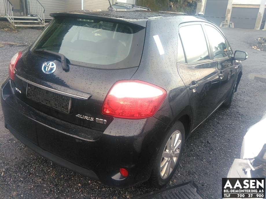 Toyota Auris 2010-2012 (Type I, Fase 2) , Motorkode: 2ZR-FXE, Girkassekode:
