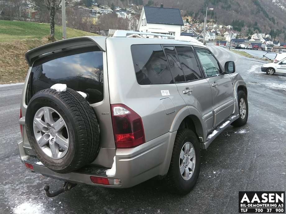 Mitsubishi Pajero 2000-2006 (Type III) , Motorkode: 4M41, Girkassekode: V5A51