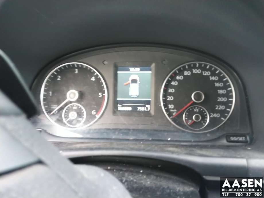 VW Touran 2010-2015 (Type I, Fase 3) , Motorkode: CFJB, Girkassekode: PDY