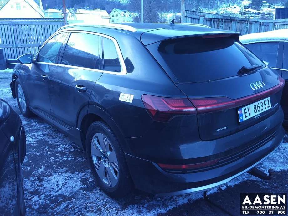 Audi e-tron 2018-->> , Motorkode: EAS|EAW, Girkassekode: 