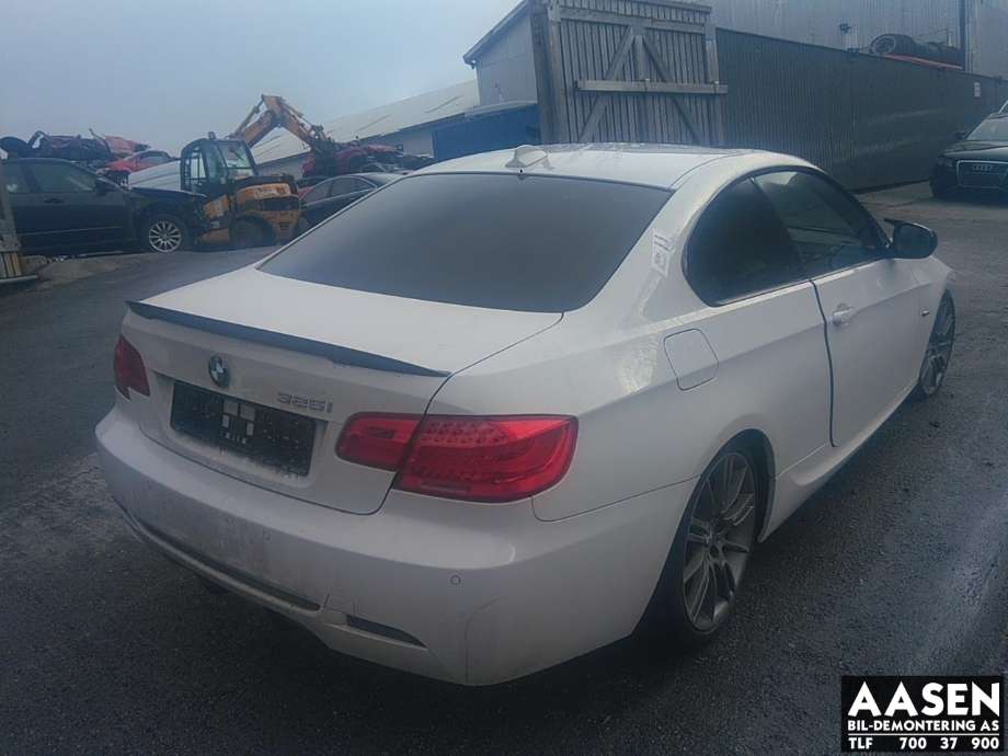 BMW 3-Serie 2005-2011 (E90/E91/E92/E93) (E90/E91/E92/E93), Motorkode: N53B30A, Girkassekode: GS6-17BG - APX