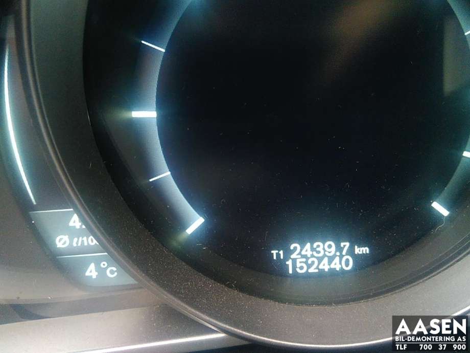 Volvo V40 2012-2019 , Motorkode: D4162T, Girkassekode: 1285228