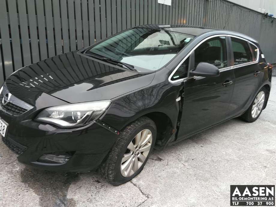 Opel Astra J 2010-2015 , Motorkode: A17DTR, Girkassekode: MZ4