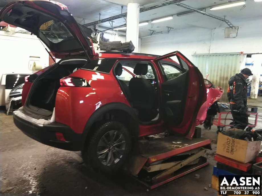 Peugeot e-2008 2019-->> , Motorkode: ZK01, Girkassekode: 