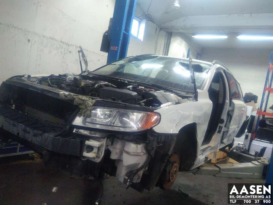 Volvo V70 2007-2013 (Type III, Fase 1) , Motorkode: D4204T, Girkassekode: 31259569
