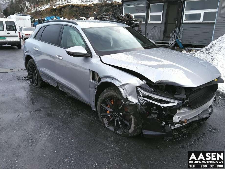 Audi e-tron 2018-->> , Motorkode: EAS|EAW, Girkassekode: 