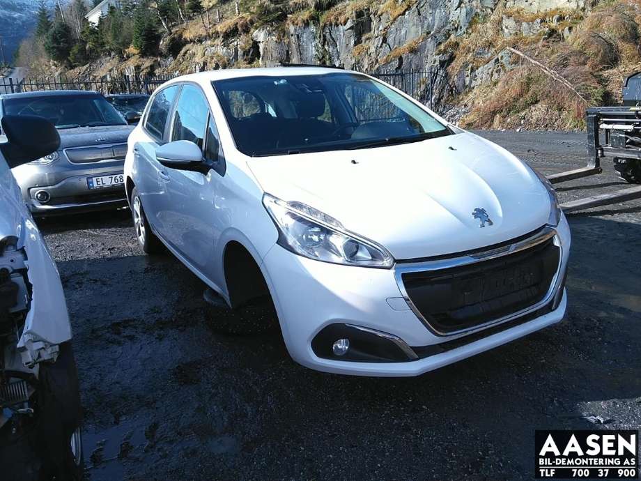 Peugeot 208 2012-2019 (Type I) , Motorkode: ZM01, Girkassekode: 