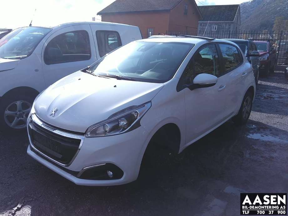 Peugeot 208 2012-2019 (Type I) , Motorkode: ZM01, Girkassekode: 