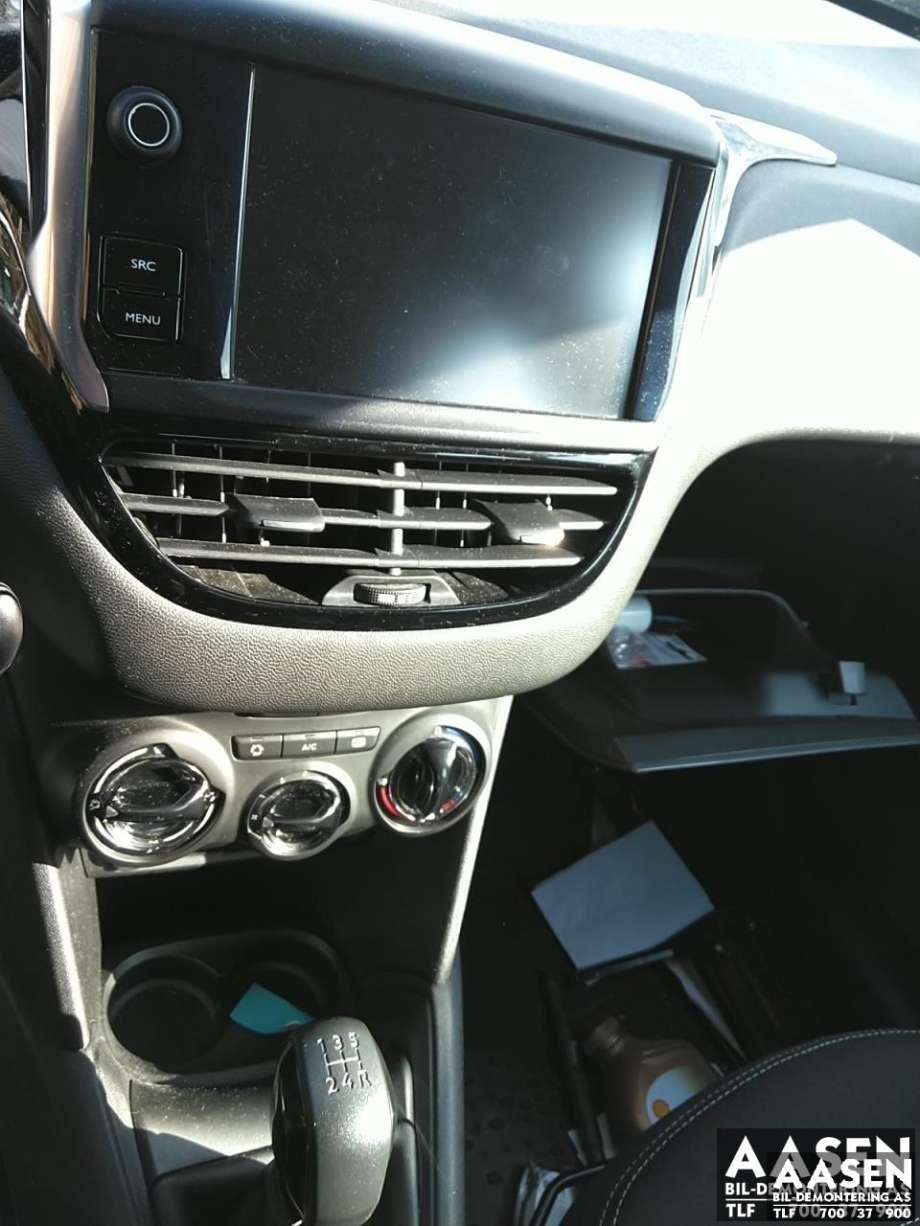Peugeot 208 2012-2019 (Type I) , Motorkode: ZM01, Girkassekode: 