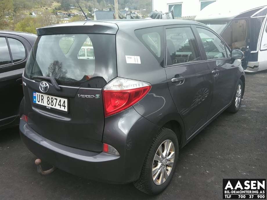 Toyota Verso-S 2011-2015 (COMBI) (COMBI), Motorkode: , Girkassekode: 