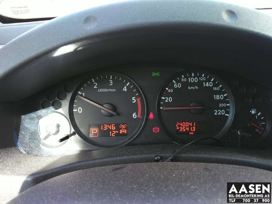 Nissan Navara 2010-2015 (Fase 2) (D40) (D40), Motorkode: YD25, Girkassekode: 