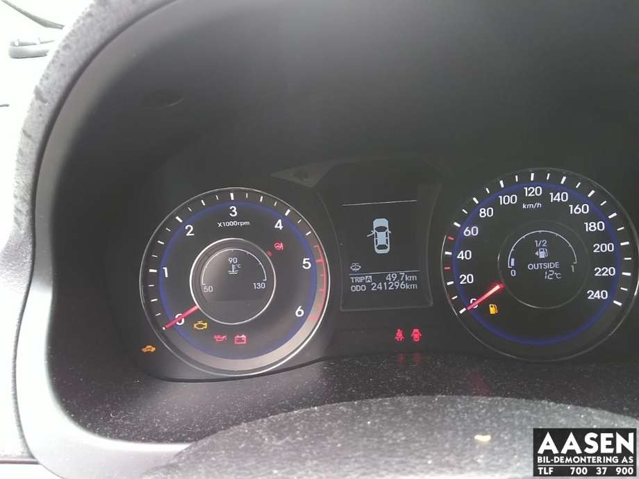 Hyundai i40 2012-2017 , Motorkode: D4FD, Girkassekode: 