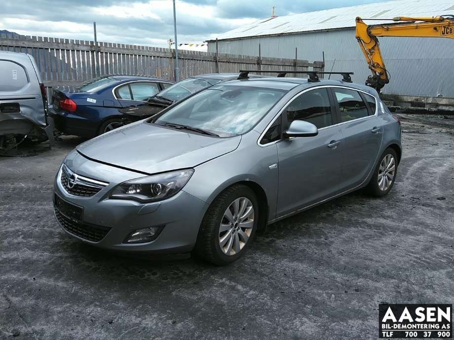 Opel Astra J 2010-2015 , Motorkode: A13DTE, Girkassekode: 