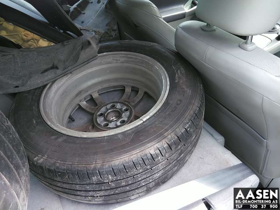 Toyota Prius 2009-2016 (Type III) (COMBI) (COMBI), Motorkode: 2ZR-FXE, Girkassekode: 