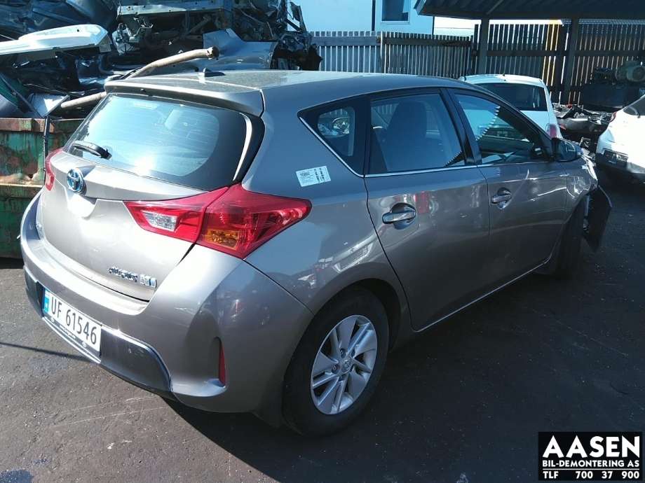 Toyota Auris 2013-2015 (Type II, Fase 1) , Motorkode: 2ZR-FXE, Girkassekode: 
